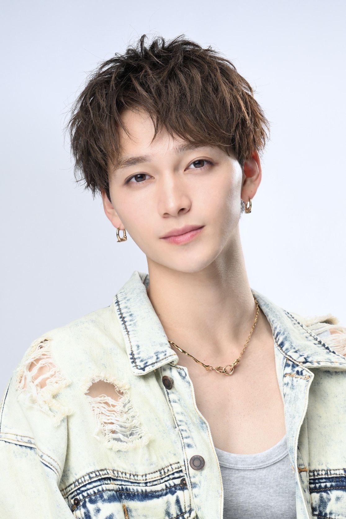 無造作アップバングショート