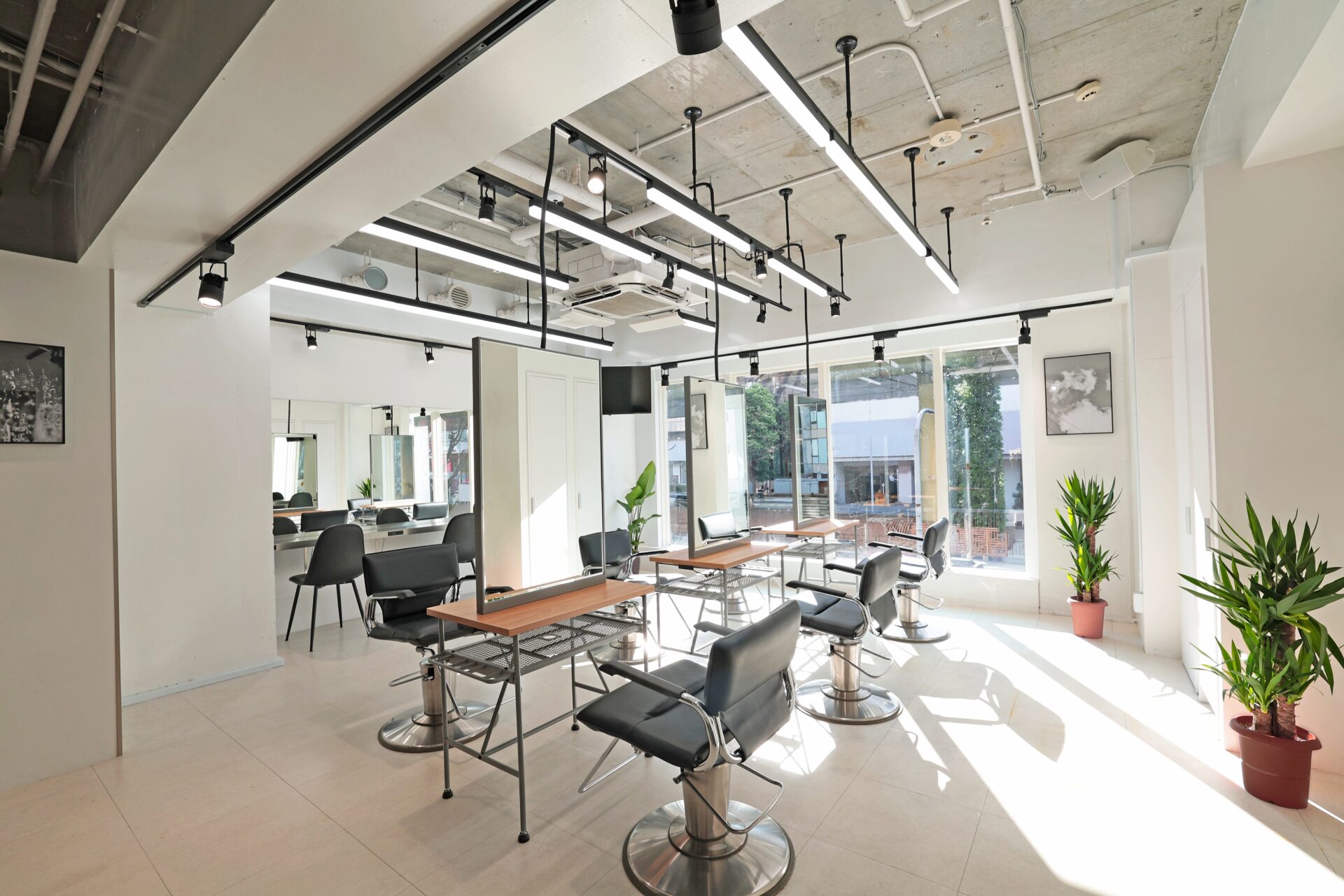 LIPPS hair 難波【1/16 NEW OPEN】