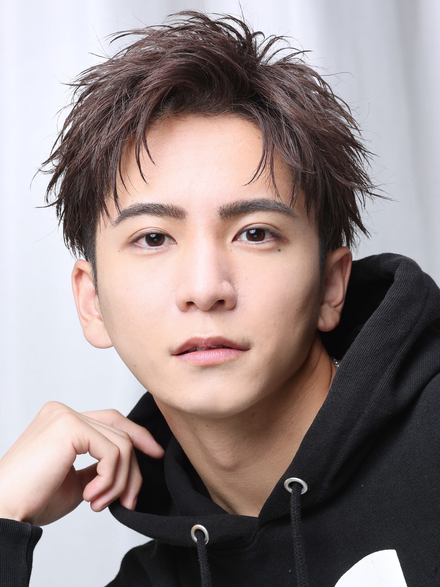 アップバングフェザーショート【ツーブロック刈り上げ】