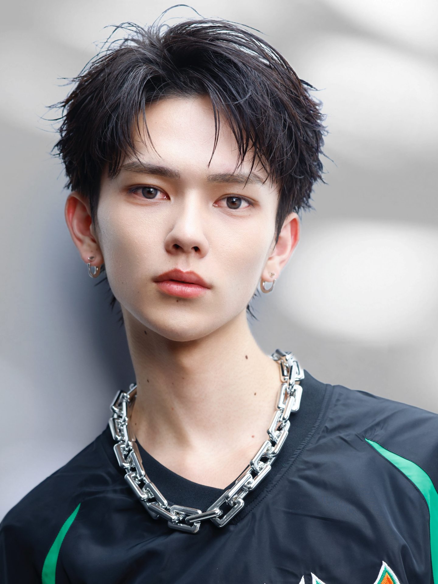 ショートスパイキーフェザー